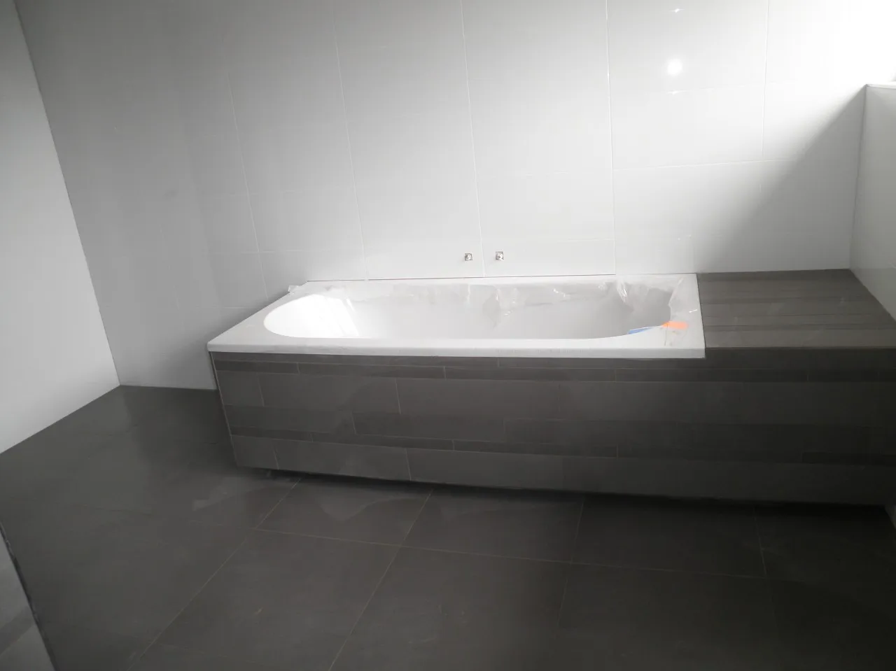 Professioneel tegelwerk